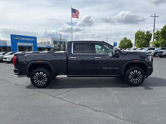 Certified 2025 GMC Sierra 2500 Denali Ultimate w/ Max Trailering Package AWD/4WD image 8