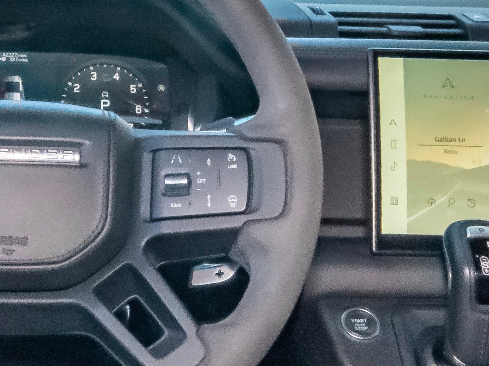 Used 2022 Land Rover Defender 110 V8 image 16