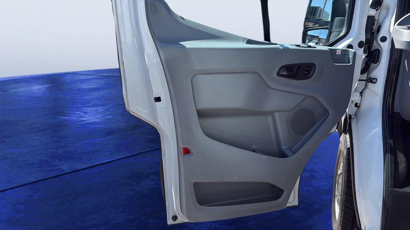 Used 2019 Ford Transit 250 148 Medium Roof RWD image 11