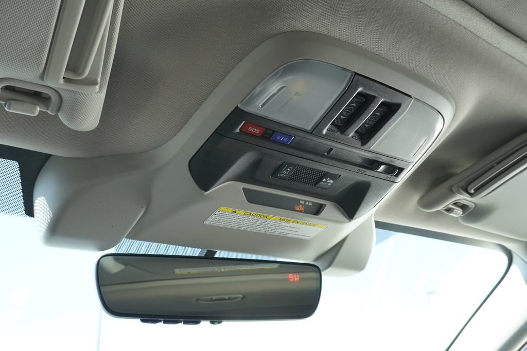 Used 2021 Subaru Crosstrek 2.5i Sport w/ Moonroof Package image 16