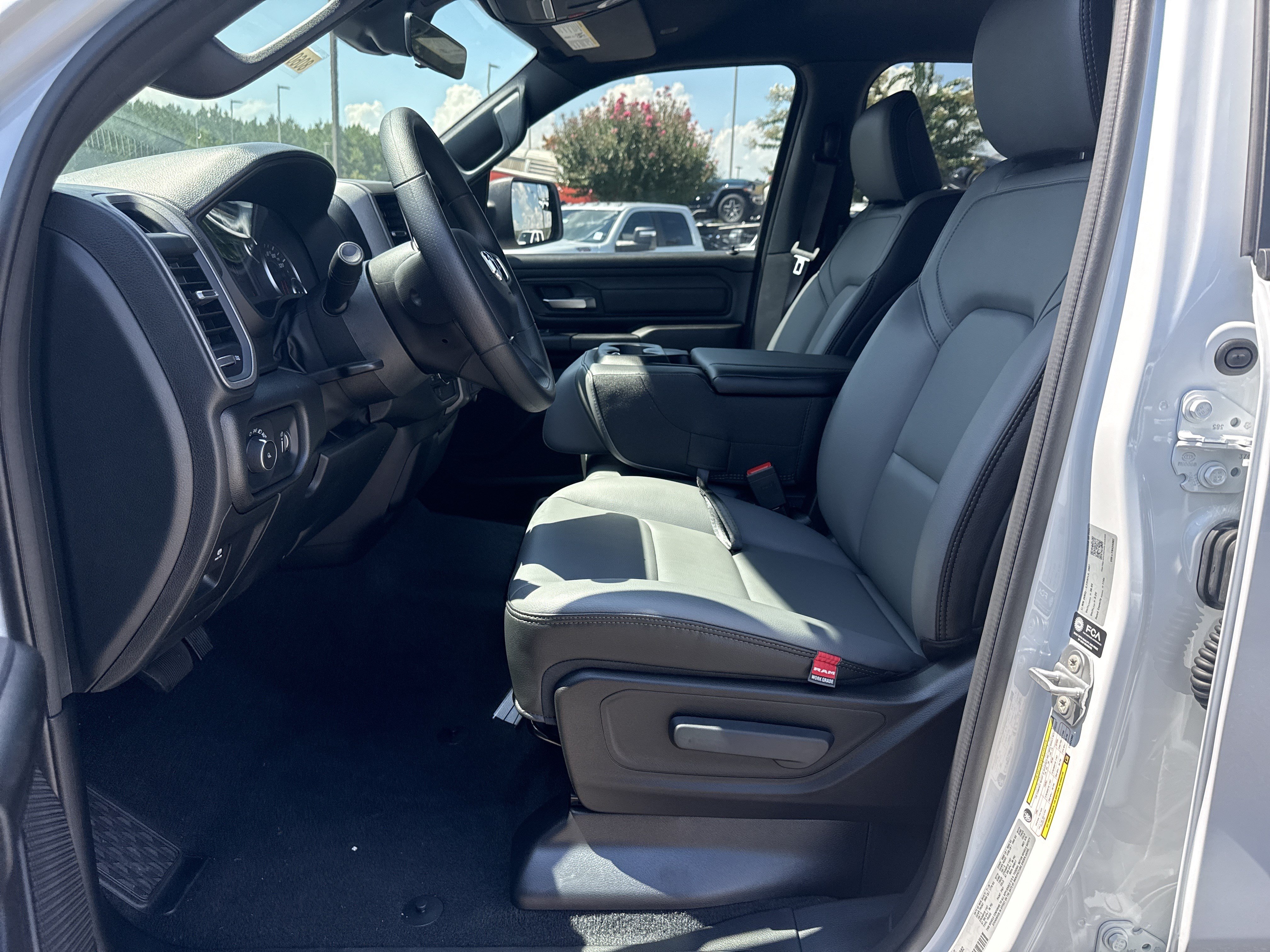 New 2026 RAM 1500 Tradesman AWD/4WD image 10