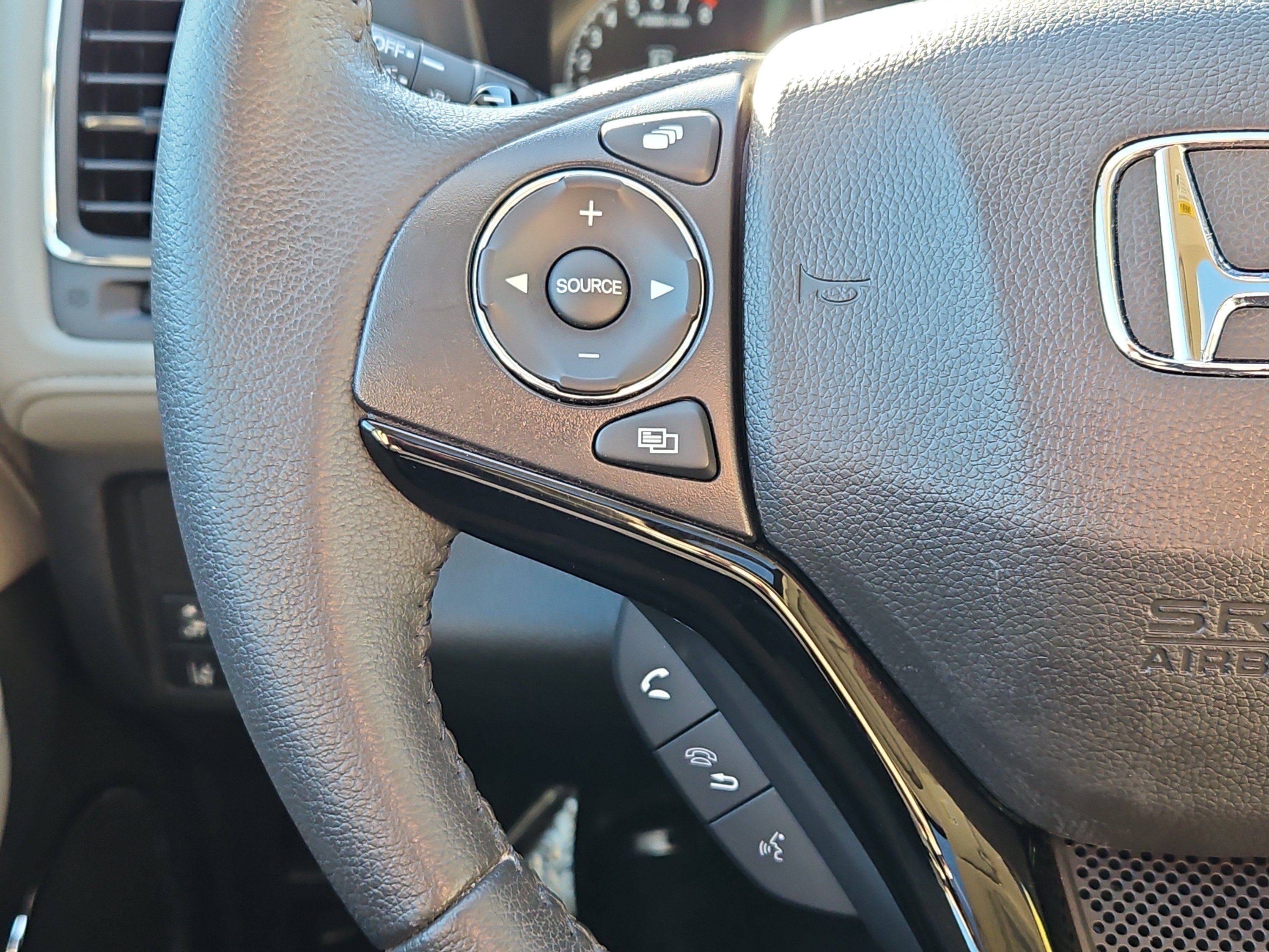 Certified 2022 Honda HR-V EX-L image 14
