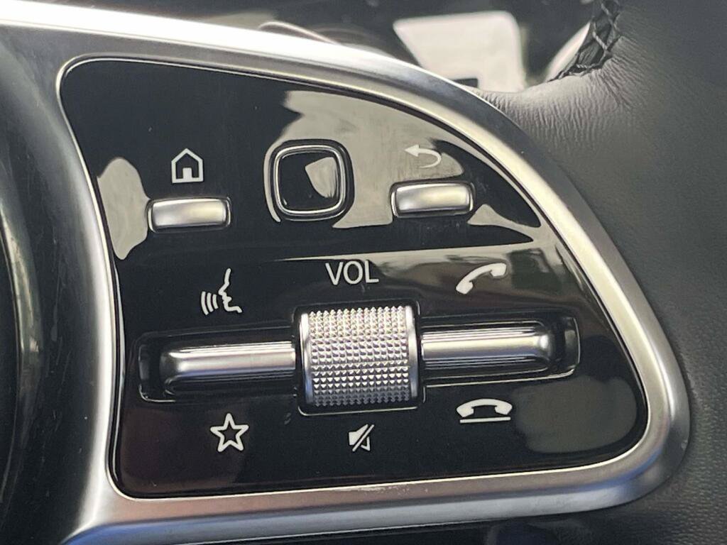 Certified 2023 Mercedes-Benz CLA 250 4MATIC image 33