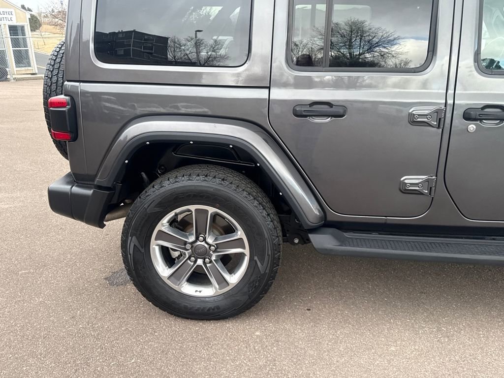 Used 2022 Jeep Wrangler Unlimited Sahara w/ LED Lighting Group image 32