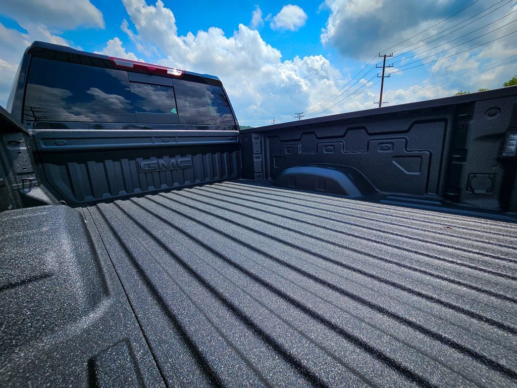 New 2026 GMC Sierra 2500 SLE w/ SLE Value Package; AWD/4WD image 6