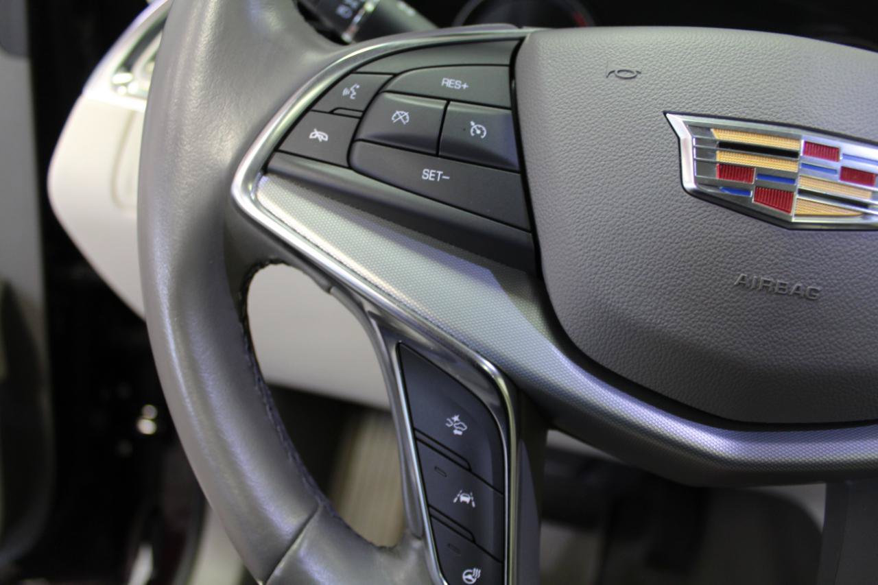 Used 2020 Cadillac XT5 Premium Luxury AWD/4WD image 9