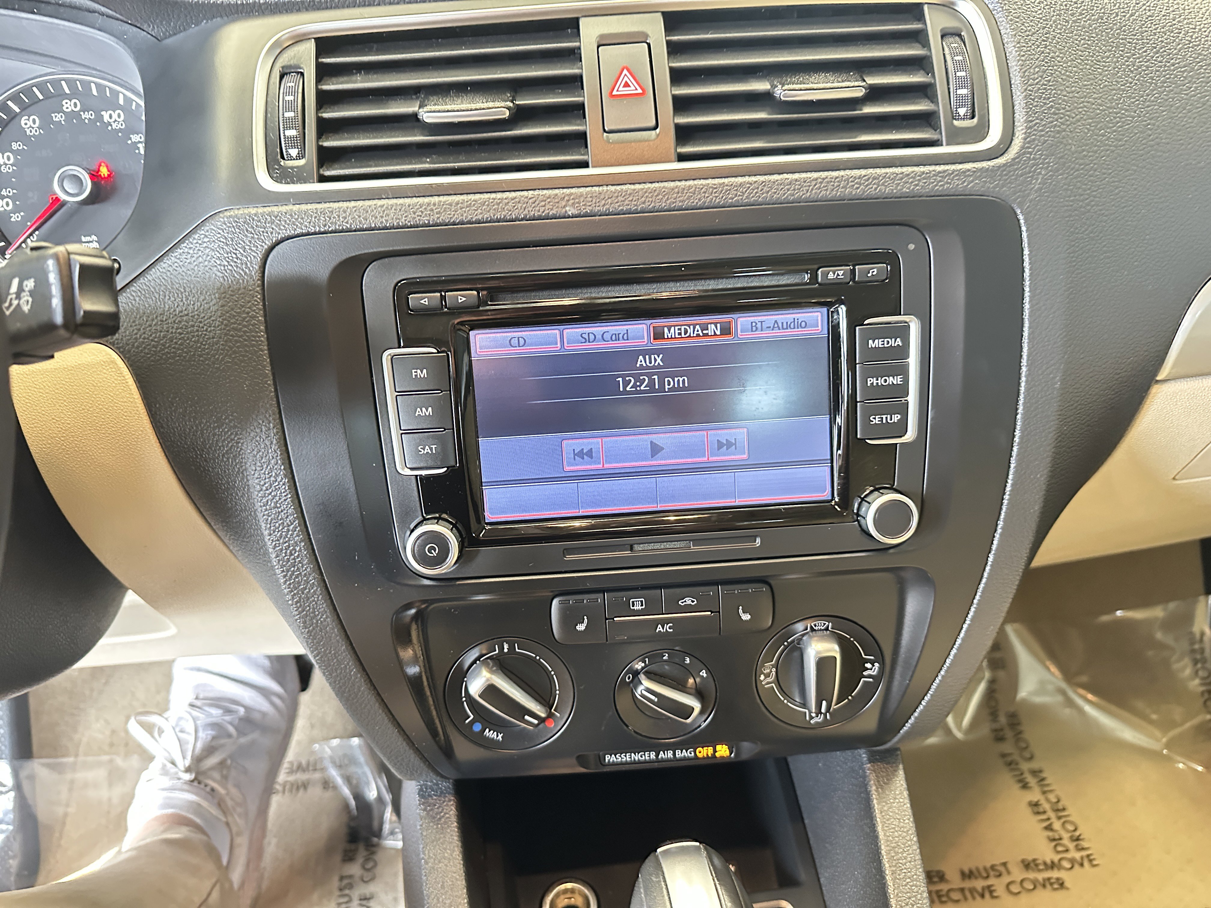 Used 2014 Volkswagen Jetta SE image 9