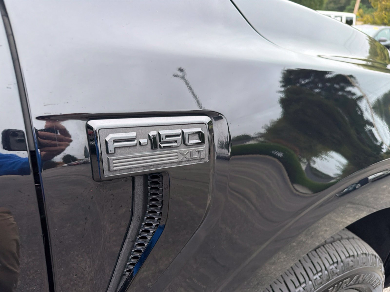 Used 2023 Ford F150 XLT w/ Equipment Group 302A High AWD/4WD image 32
