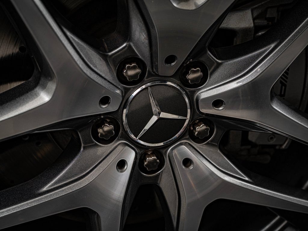 Used 2025 Mercedes-Benz GLE 53 AMG 4MATIC image 9