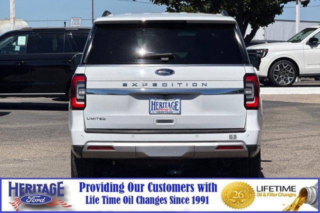 Used 2023 Ford Expedition Limited AWD/4WD image 5