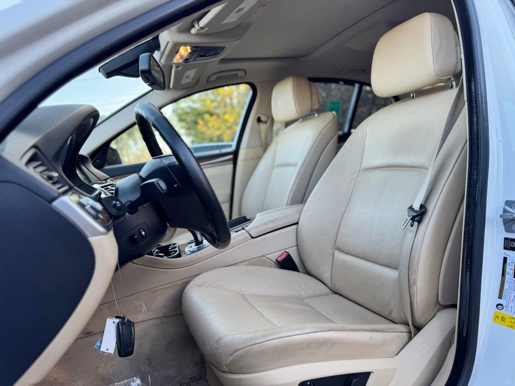 Used 2011 BMW 535i Sedan image 15