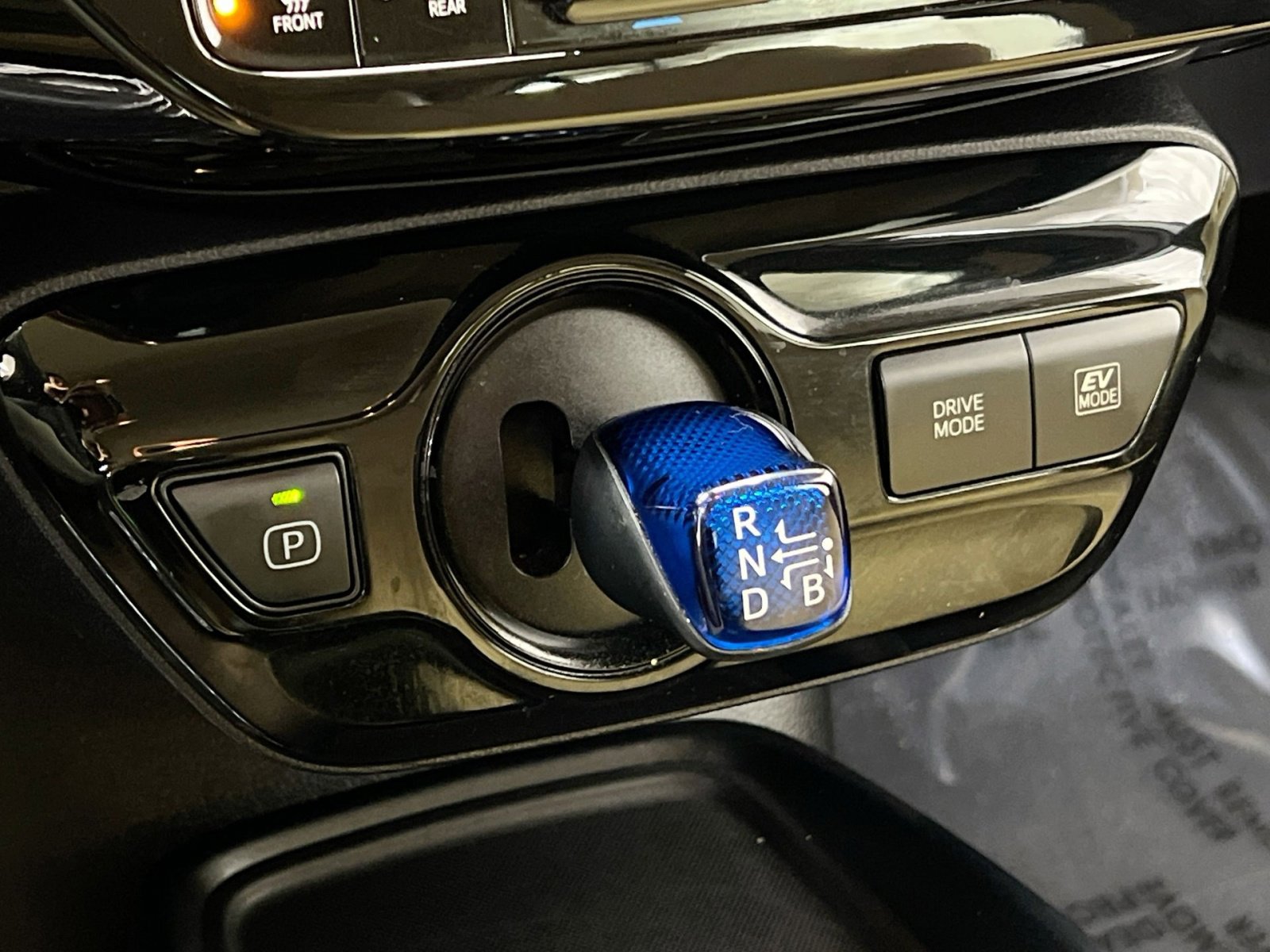 Used 2019 Toyota Prius LE image 26