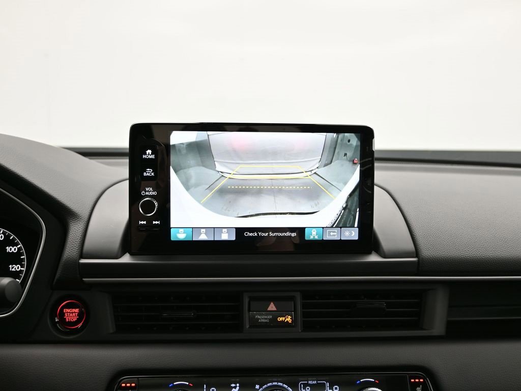 New 2025 Honda Pilot Touring image 49