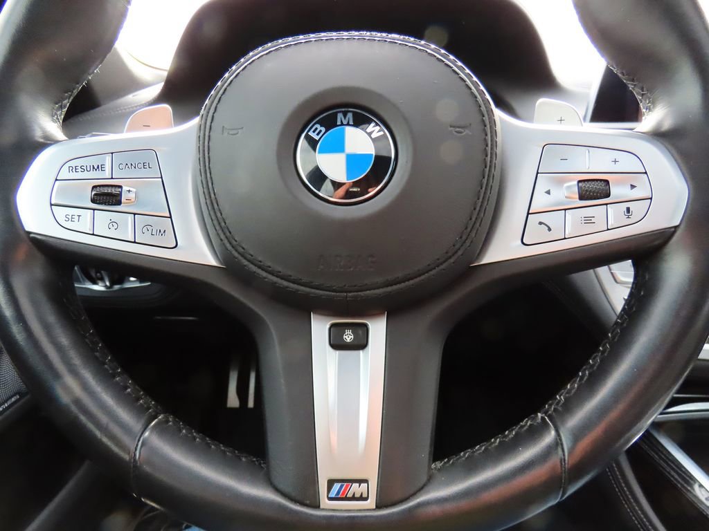 Used 2022 BMW 750i xDrive w/ Luxury Rear Seating Package image 33