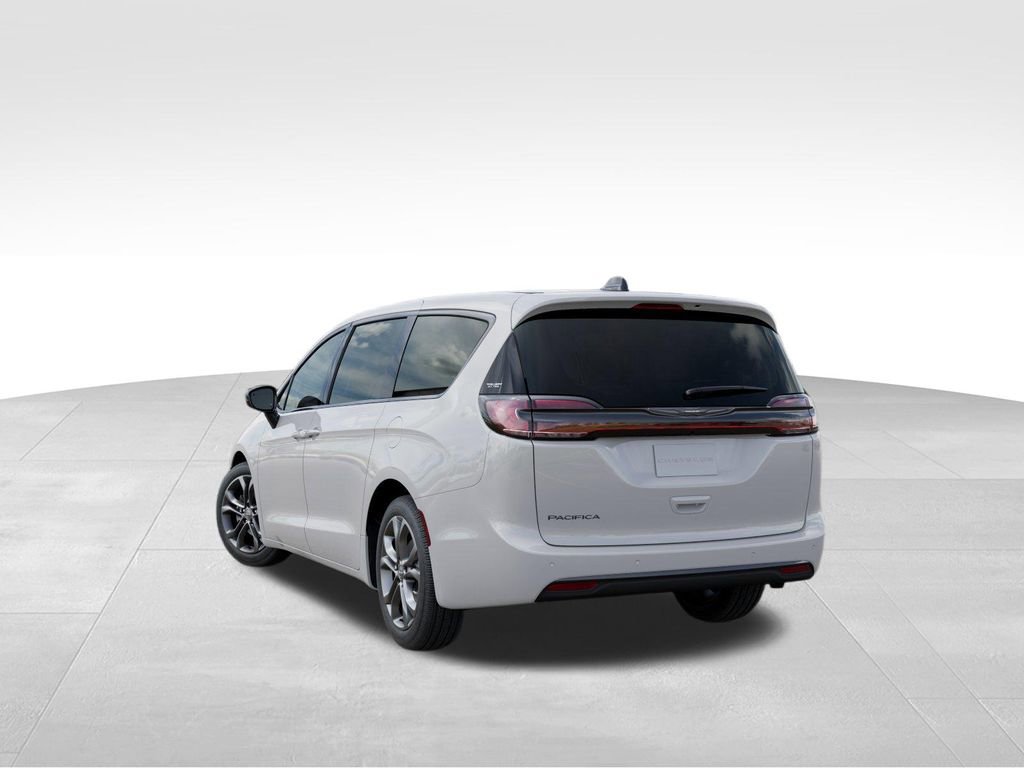 New 2026 Chrysler Pacifica Select image 3