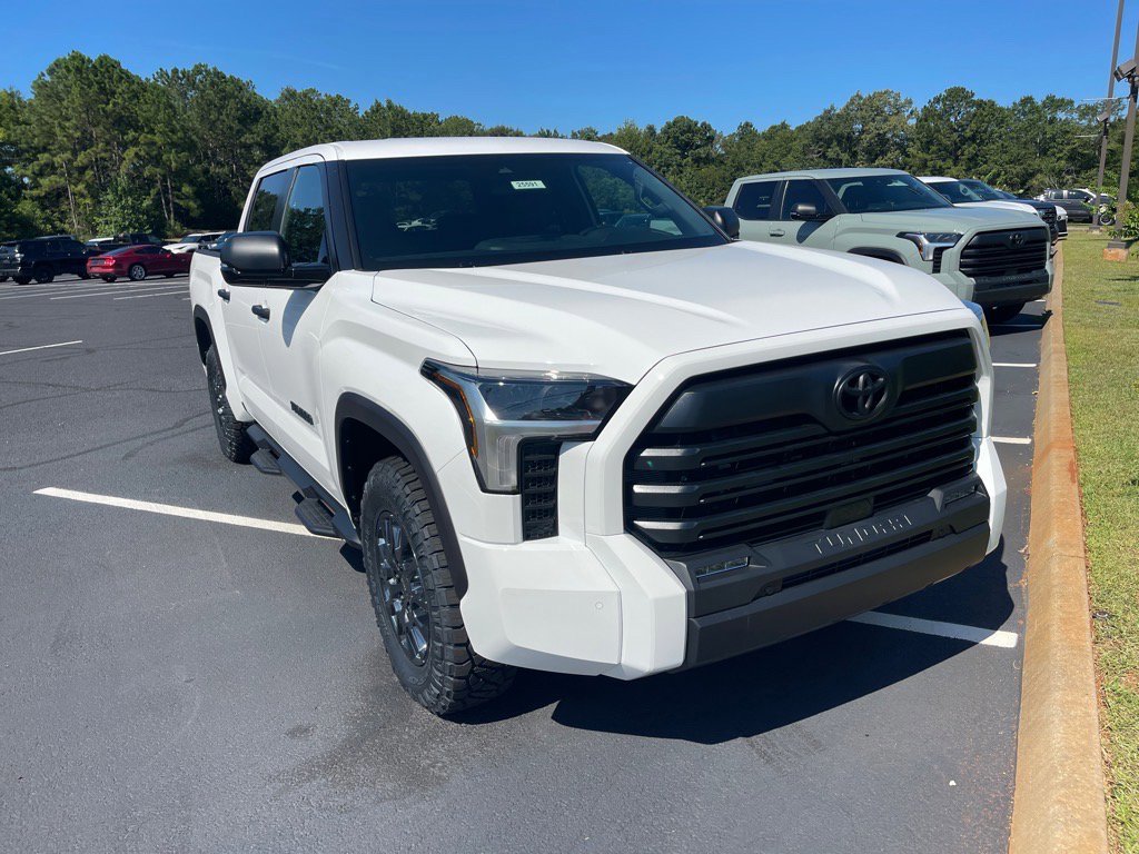New 2025 Toyota Tundra SR5