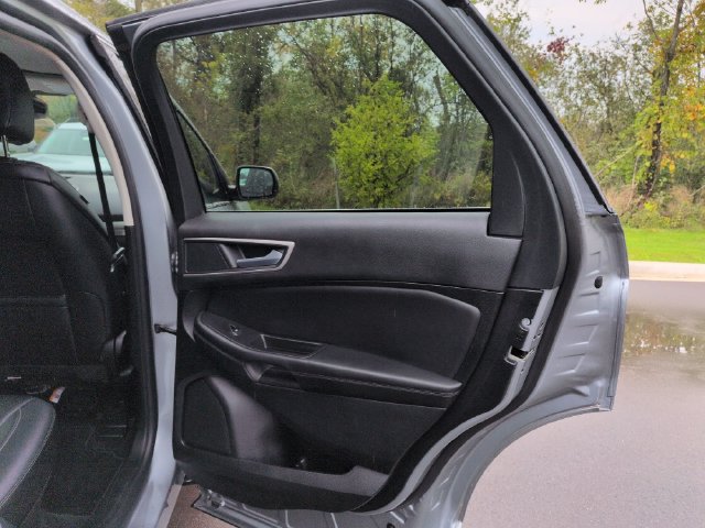 Certified 2024 Ford Edge SEL w/ Convenience Package AWD/4WD image 17