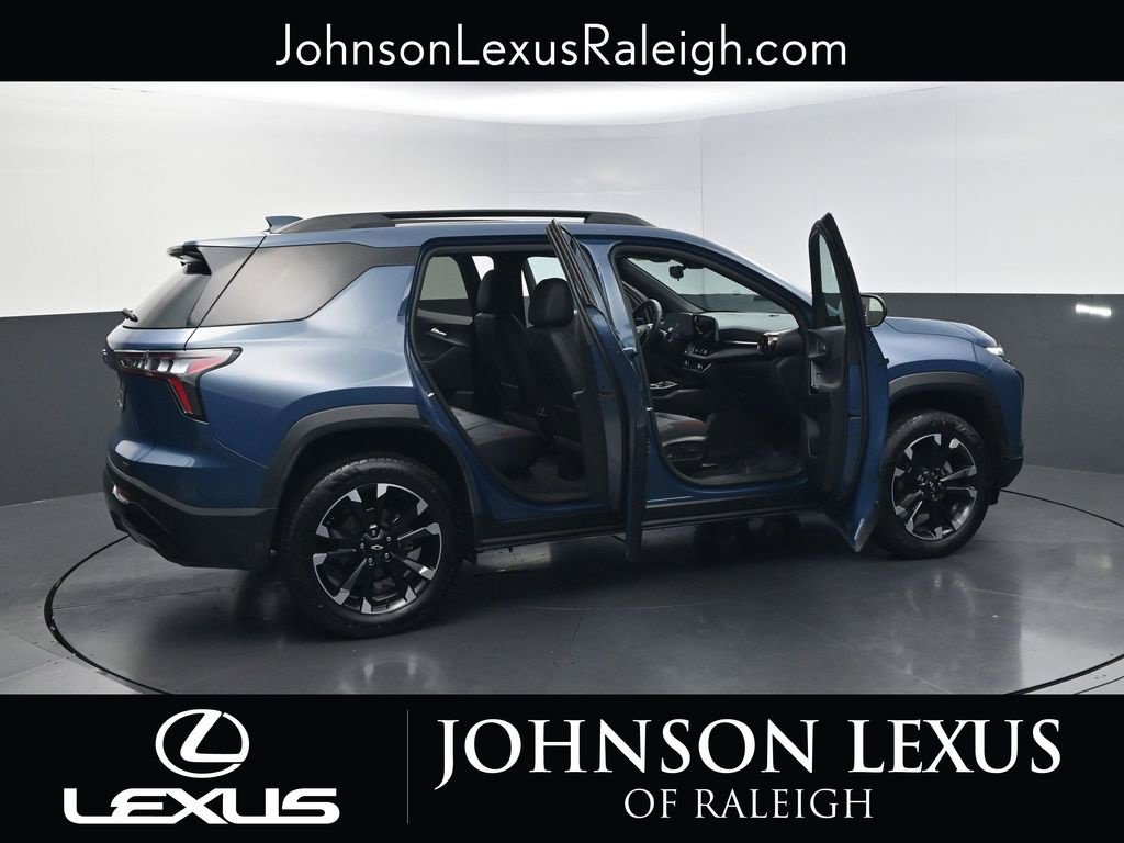 Used 2025 Chevrolet Equinox RS w/ Convenience Package III FWD image 33