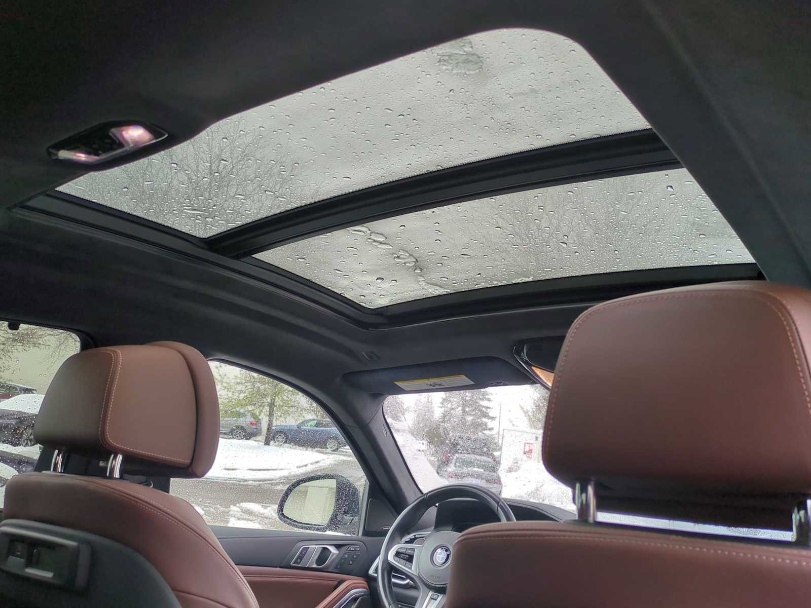 Used 2021 BMW X6 xDrive40i w/ M Sport Package image 22