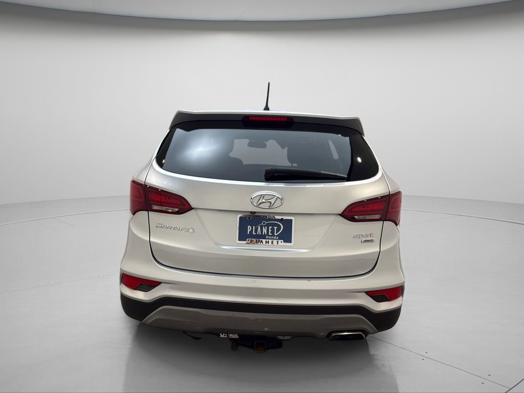Used 2018 Hyundai Santa Fe Sport AWD/4WD image 5