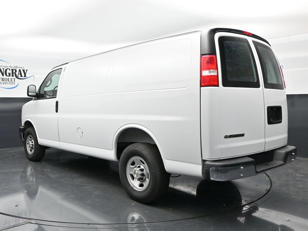 Certified 2025 Chevrolet Express 2500 w/ Driver Convenience Package RWD image 5