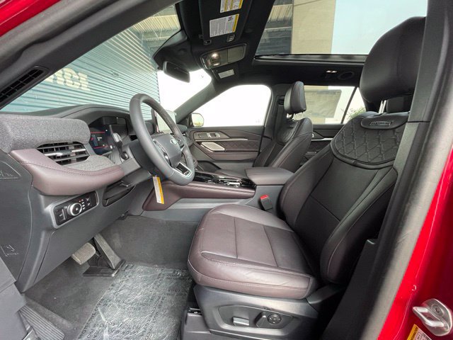 New 2026 Ford Explorer Platinum AWD/4WD image 7