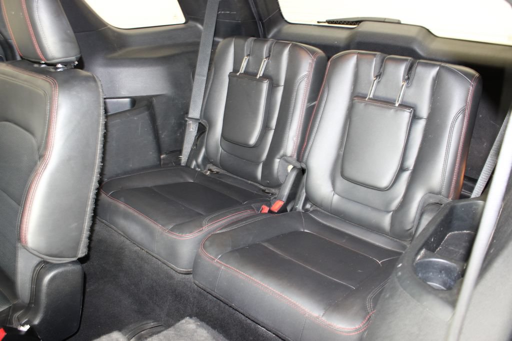 Used 2017 Ford Explorer Sport w/ Equipment Group 401A AWD/4WD image 5
