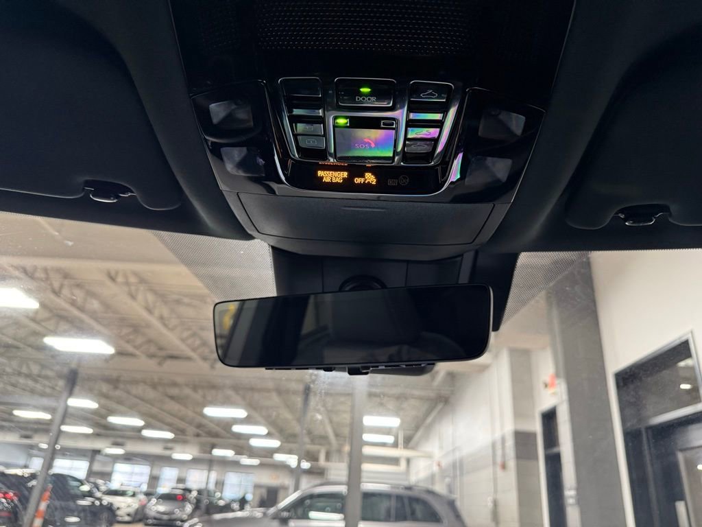 Used 2024 Lexus RX 350 Luxury w/ Convenience Package image 16