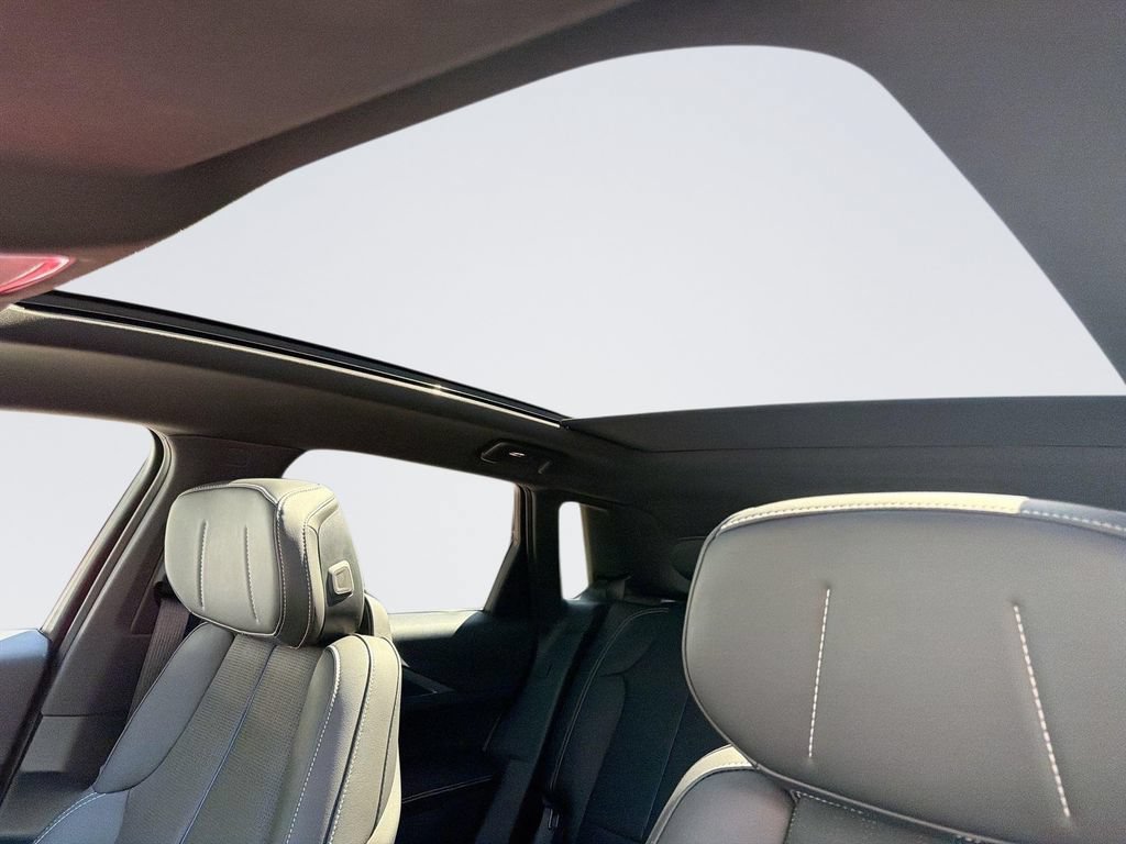 Certified 2024 Cadillac Lyriq Sport RWD image 6