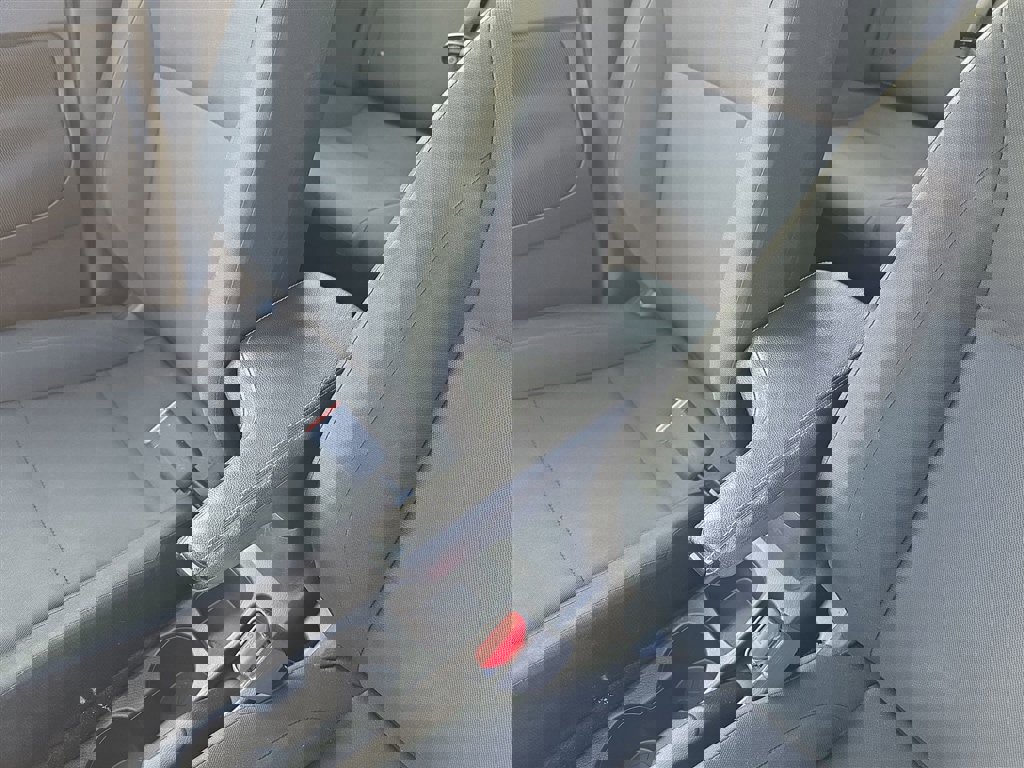 Used 2023 Nissan Kicks S image 20