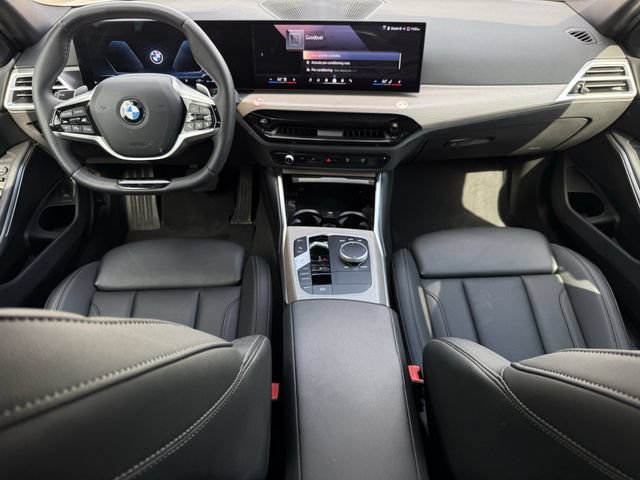 Used 2025 BMW 330i xDrive Sedan AWD/4WD image 11