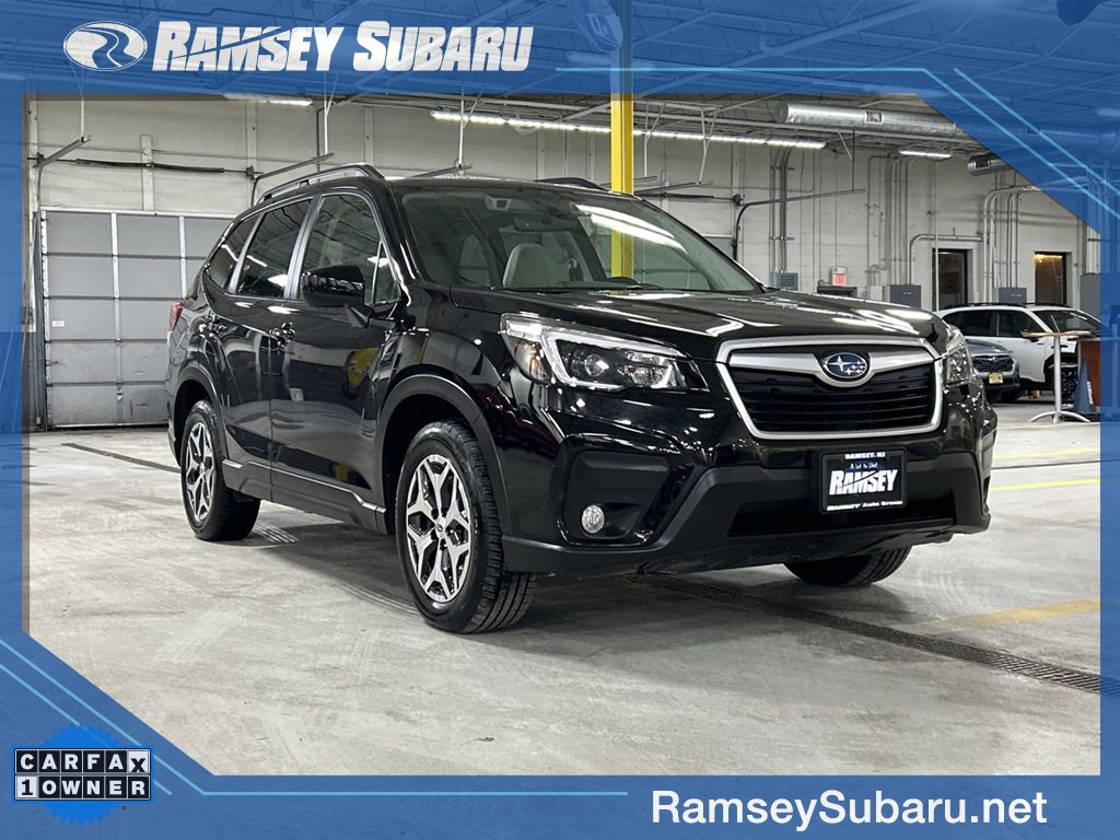 Used 2021 Subaru Forester Premium image 1