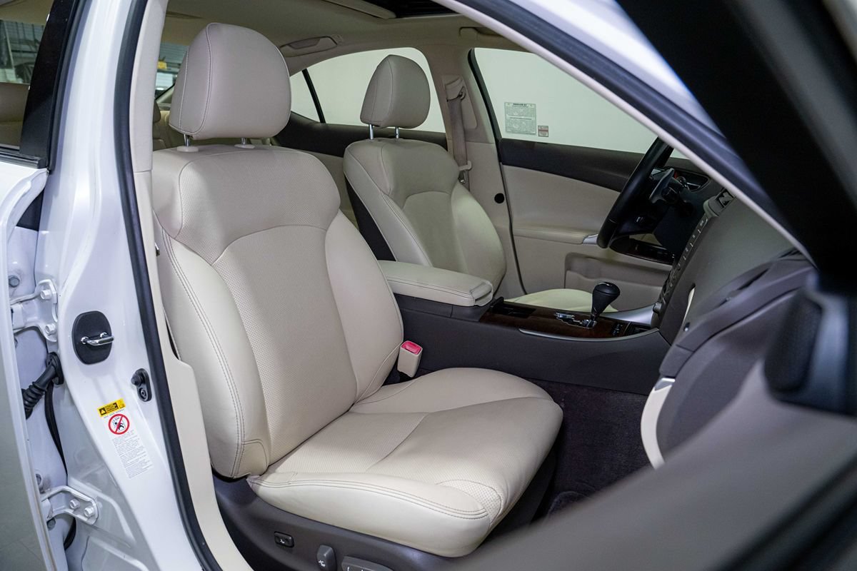 Used 2013 Lexus IS 250 w/ Premium Pkg Value Edition RWD image 17