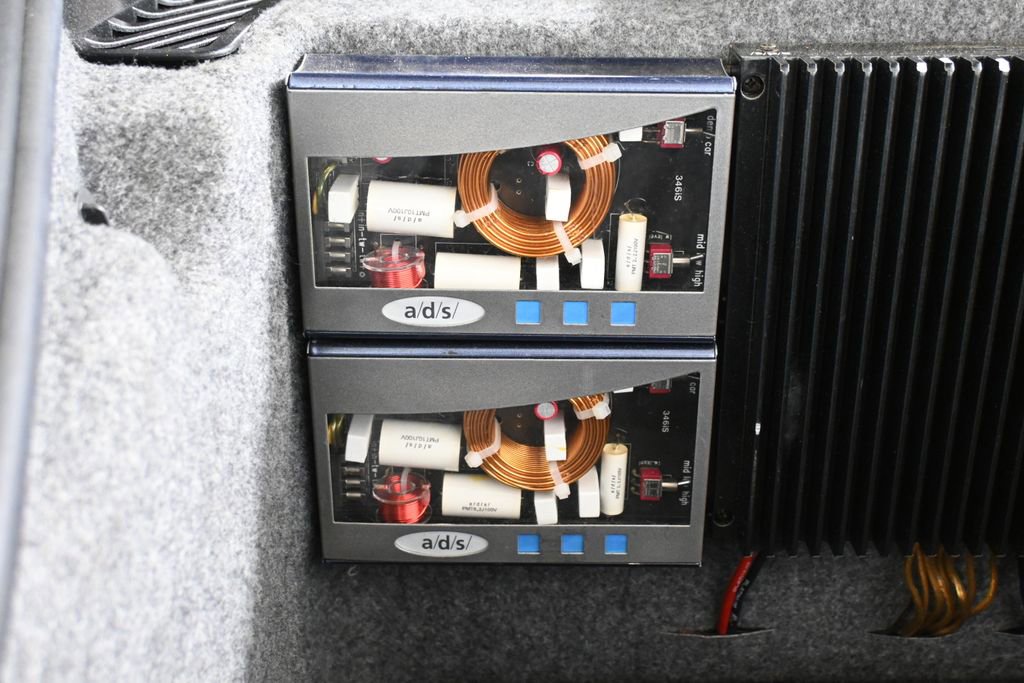 Used 1999 Porsche 911 Carrera 4 image 31