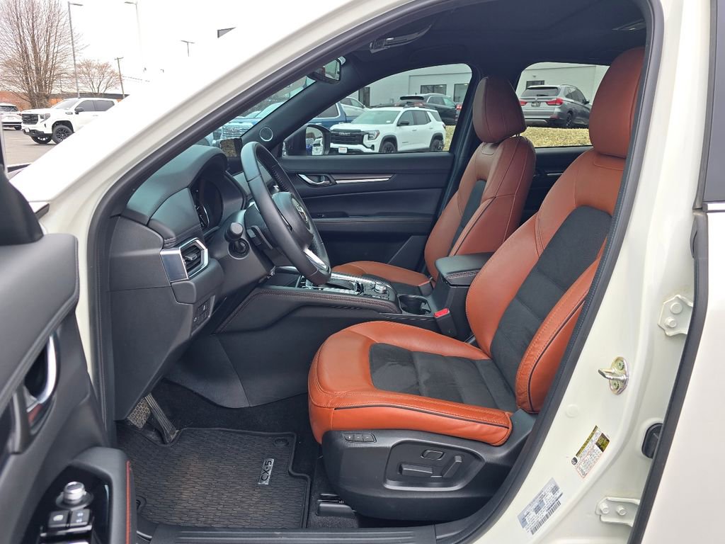 Used 2024 MAZDA CX-5 Carbon Edition image 14