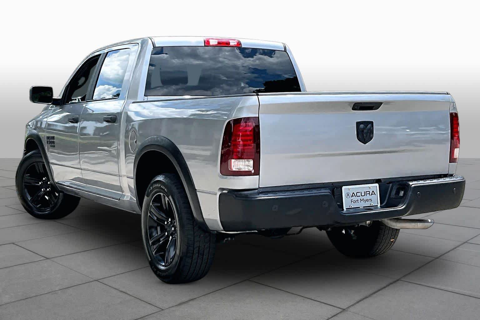 Used 2024 RAM 1500 Warlock RWD image 11