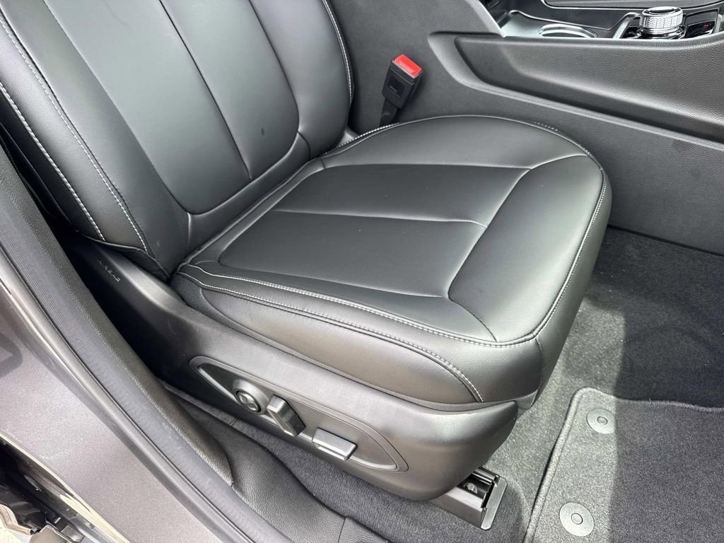 New 2026 Jeep Grand Cherokee L Limited RWD image 24