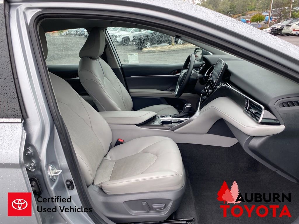 Certified 2021 Toyota Camry XLE FWD image 14