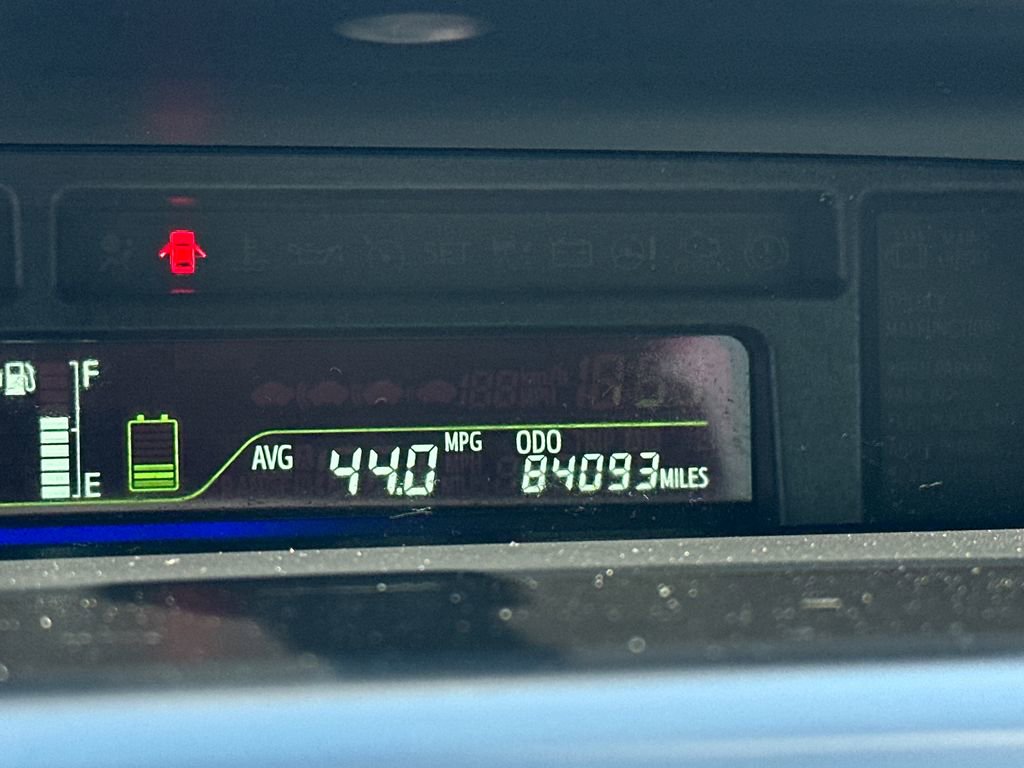 Used 2014 Toyota Prius V Three image 26