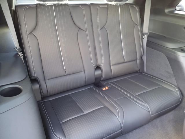 New 2026 Cadillac Vistiq Luxury image 23