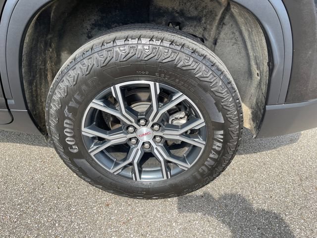Used 2024 GMC Acadia AT4 w/ LPO, Floor Liner Package AWD/4WD image 45