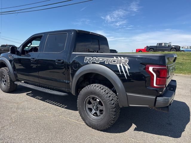 Used 2018 Ford F150 Raptor w/ Equipment Group 802A Luxury AWD/4WD image 6