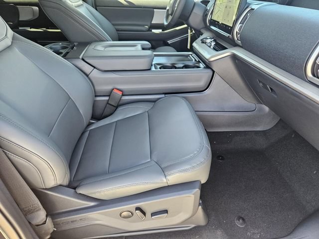 New 2026 Ford Expedition Active RWD image 27