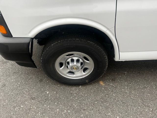 New 2025 Chevrolet Express 2500 w/ Driver Convenience Package image 8