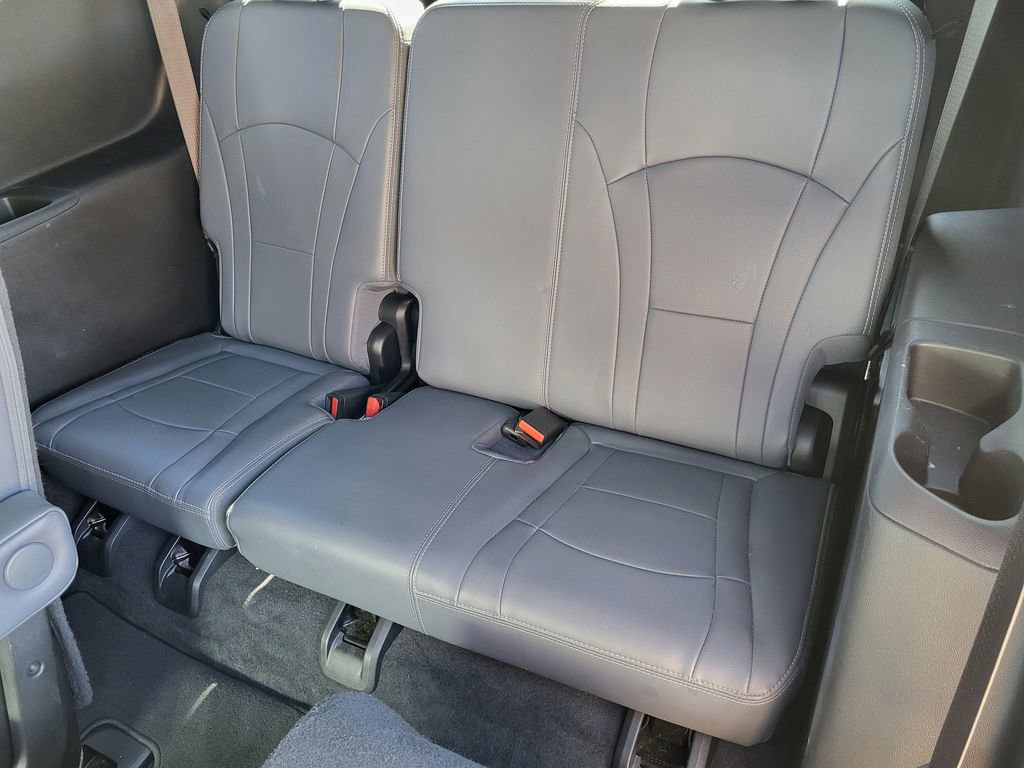 Used 2024 Buick Enclave Premium image 20