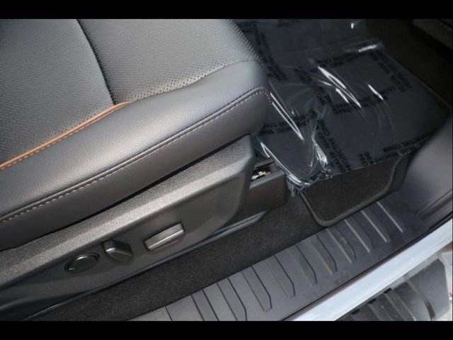 New 2025 Ford F250 Lariat w/ Lariat Ultimate Package image 13