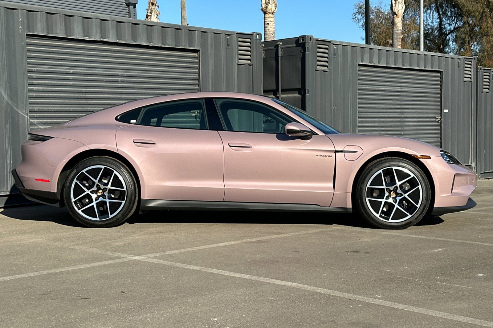 New 2026 Porsche Taycan image 9