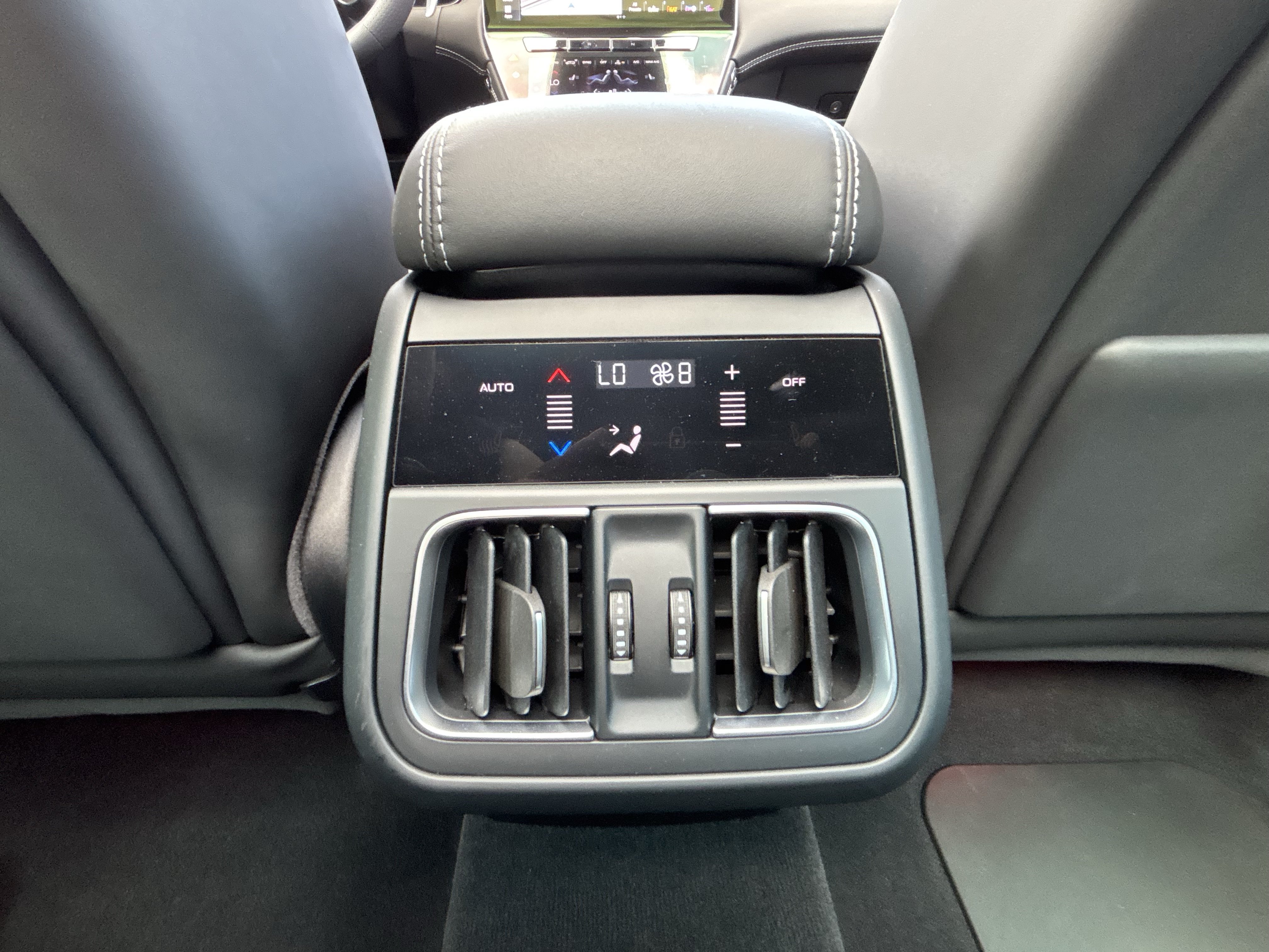Used 2025 Maserati Grecale Folgore AWD/4WD image 42