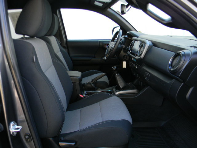 Certified 2023 Toyota Tacoma TRD Off-Road AWD/4WD image 24
