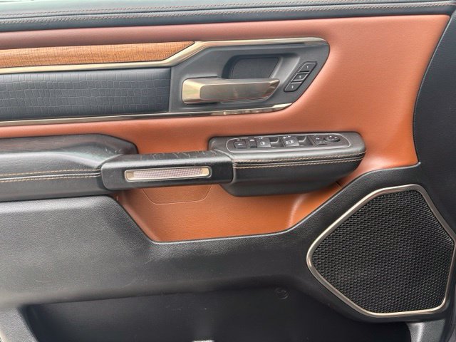 Used 2019 RAM 1500 Laramie Longhorn w/ Off-Road Group AWD/4WD image 23
